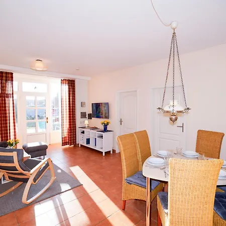 Appartement Moewenstr 5 Whg 8 *